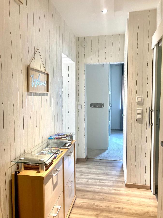 Grosse Wohnkueche, Terrasse, Schlafzimmer Am Steinhuder Meer, Wlan, Parkplatz, Fussbodenheizung, 70Qm Wunstorf Exterior foto